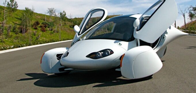 Η/Ο “Απτέρα”: Φορτίζει 40 μίλια /24h με τον ήλιο: Το όχημα του μέλλοντος; -Ενέργεια: Από το 2020 στο 2030 & -AI update 2020